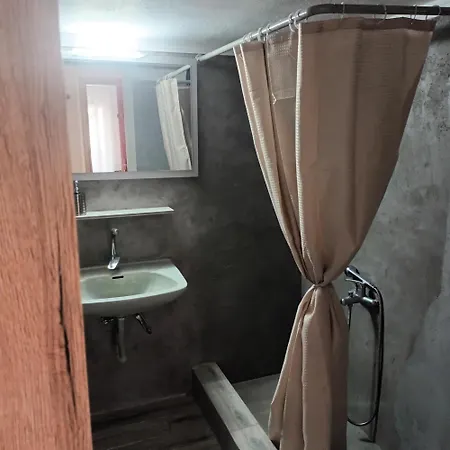 شقة Olga's Apartment3